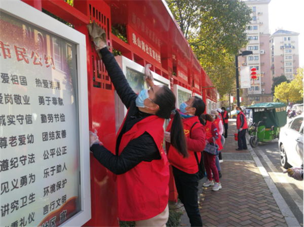 淮南高新區(qū)開展“雷鋒月·雷鋒日”愛國衛(wèi)生運動